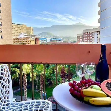 A Piece Of Paradise In Apartament Puerto de la Cruz (Tenerife)